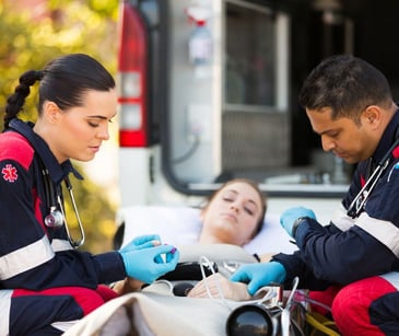 Does HIPAA apply to EMTs?