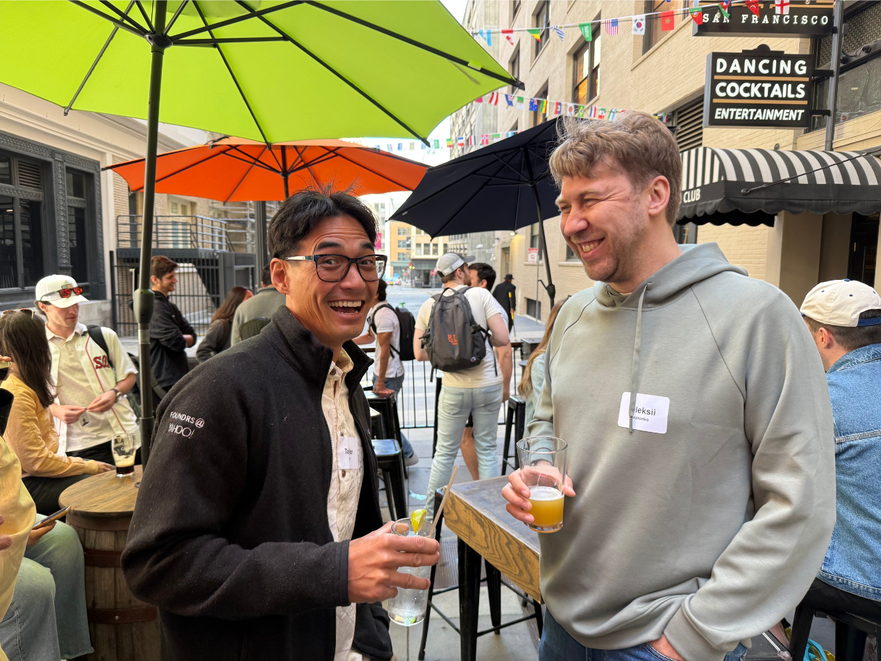 Taylor Ho (Design Engineer, Block) and Oleksii Voitenko (Senior Director of DevOps, VisiQuate) trading Kalshi strategies for the upcoming match | Paubox Social Mixer in SF (+ World Cup Watch Party 🌎⚽)