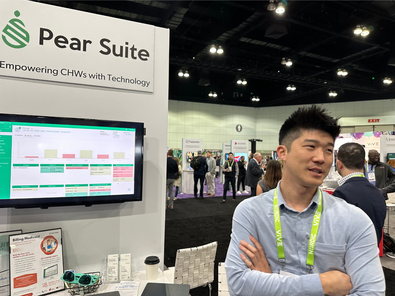We stopped by the Pear Suite booth and gave Co-founder and CEO Colby Taketa a demo of Paubox Texting API. 