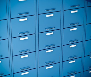 What are HIPAA's email archiving and retention requirements
