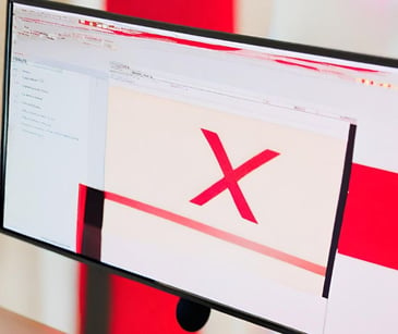 computer screen with red x