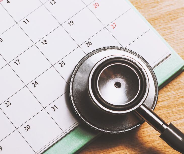 calendar with stethoscope