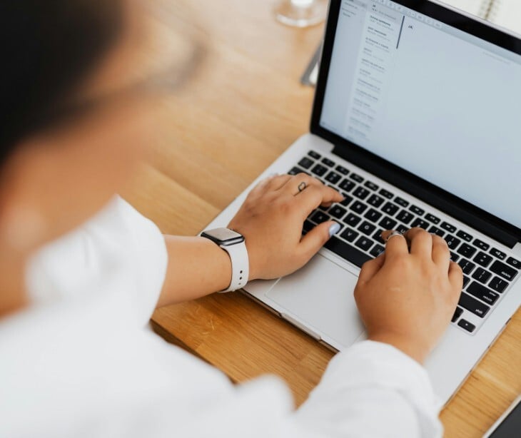 woman on laptop