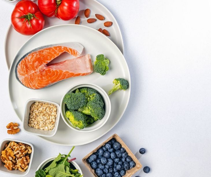 Image of fruits, veggies, and salmon. 