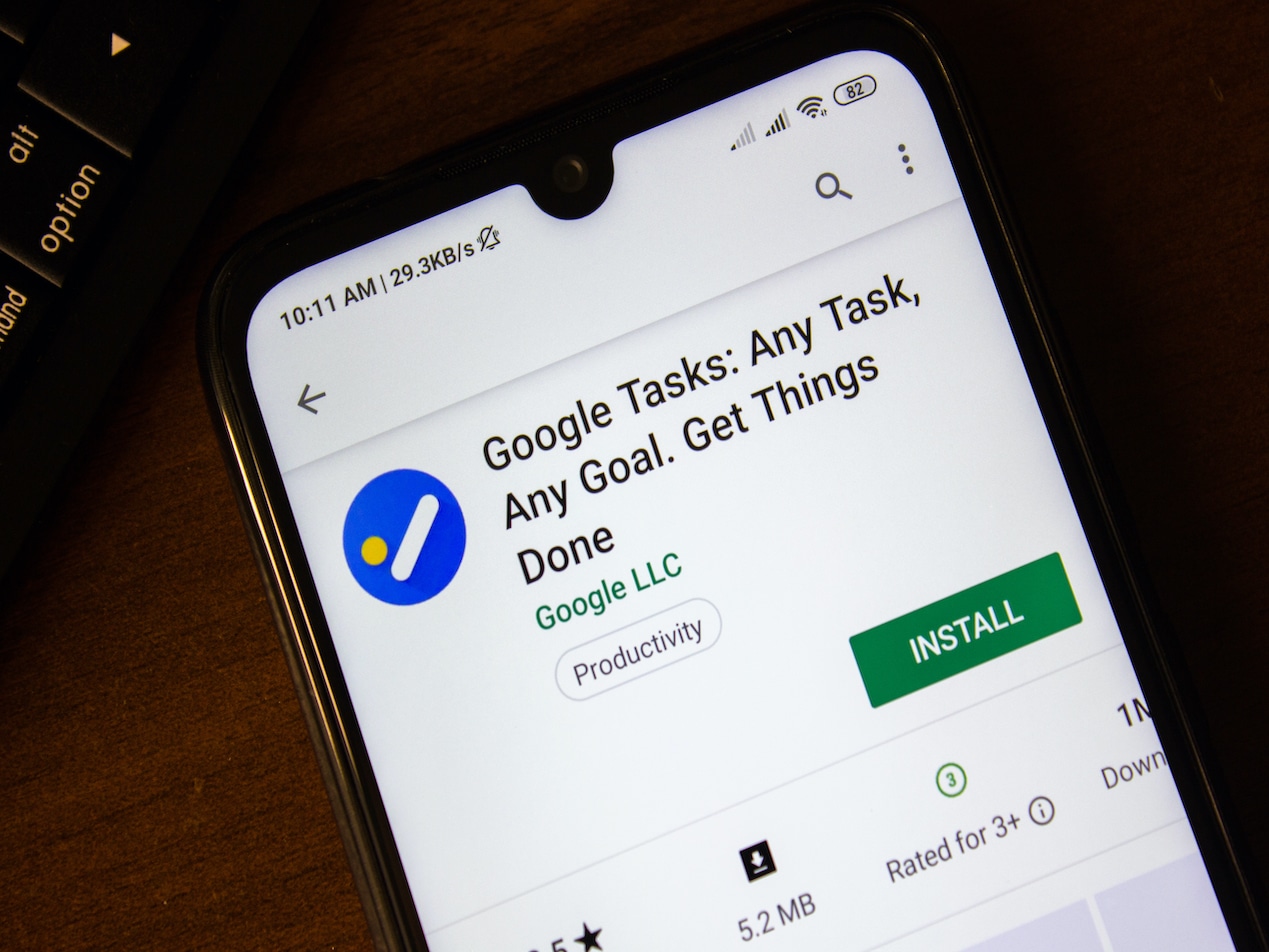 google tasks app on a smartphone