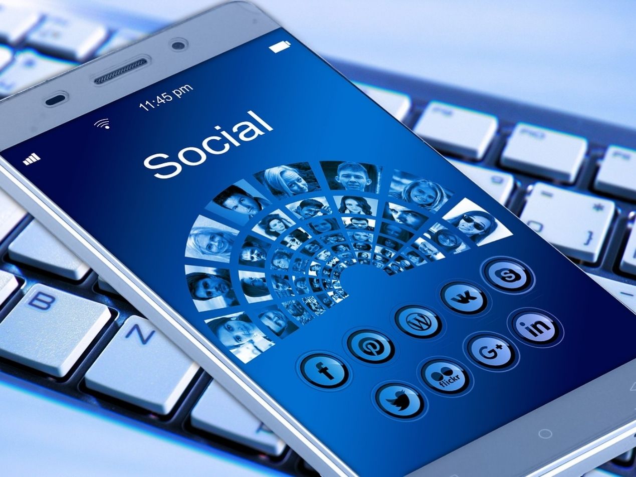 The best HIPAA compliant social media tools (and which to avoid)