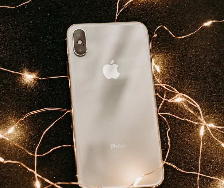 Image of an I-Phone. 