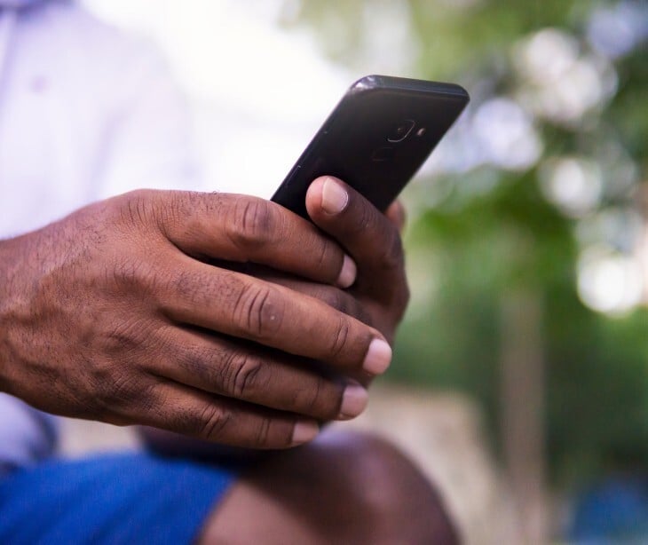 SurxRAT Android malware uses AI modules to automate phishing