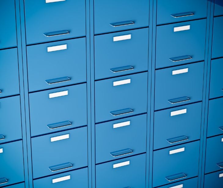 What are HIPAA's email archiving and retention requirements
